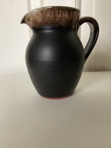 Stephen pearce shanagarry jug - pearce,